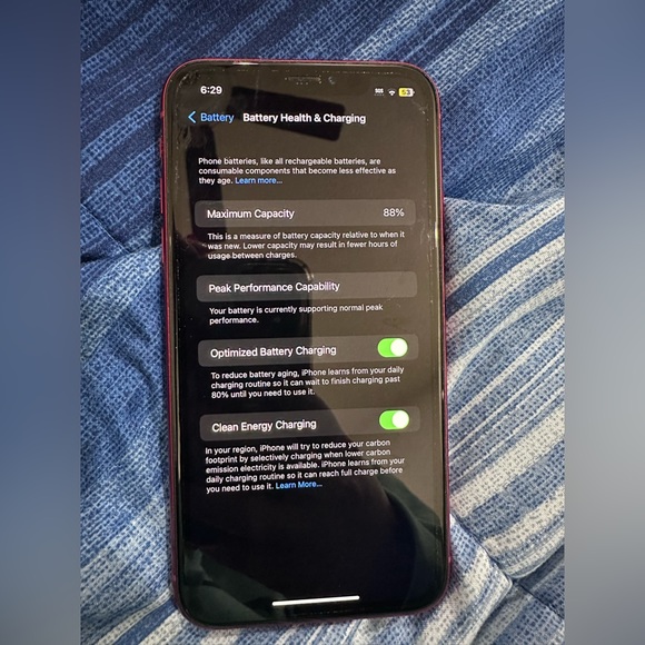 Apple Iphone XR factory reset 88% battery life no cracks or scratches - Picture 1 of 3